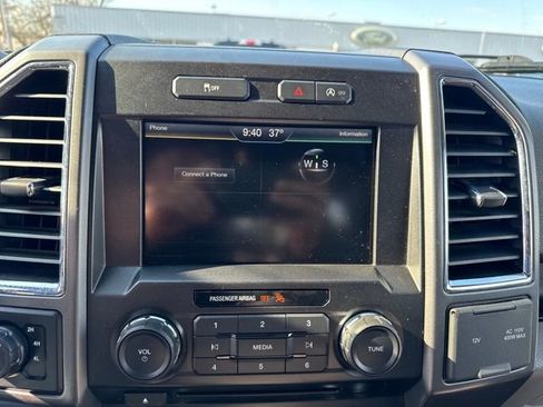 Used 2015 Ford F150 XLT w/ Equipment Group 302A Luxury image 18