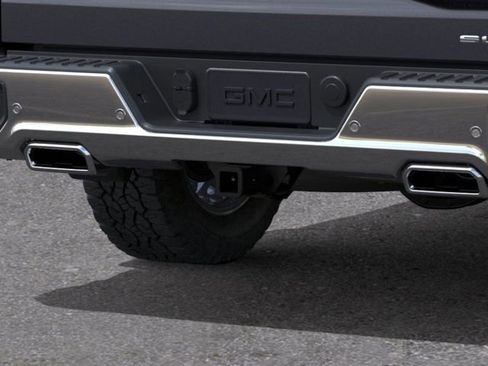 New 2026 GMC Sierra 1500 SLE image 14