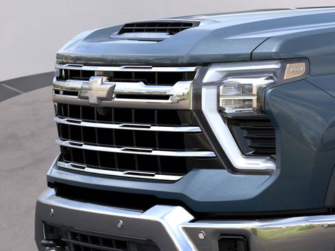 New 2026 Chevrolet Silverado 2500 LTZ w/ LTZ Plus Package image 13