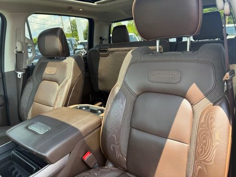 Used 2025 RAM 1500 Limited AWD/4WD image 30