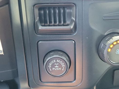 Used 2024 Ford F150 XL w/ Equipment Group 103A High image 5