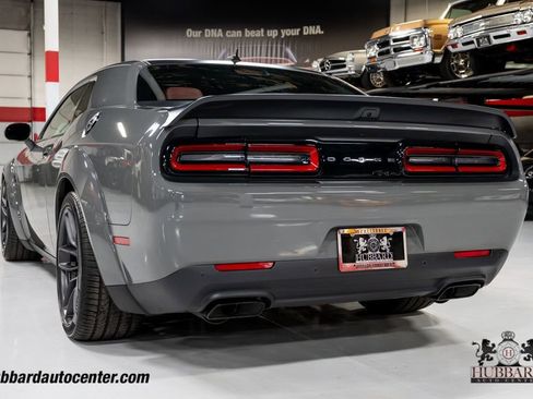 Used 2019 Dodge Challenger SRT Hellcat Redeye image 40