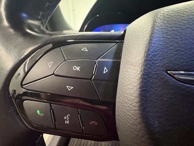 Used 2019 Chrysler 300 S AWD/4WD image 20