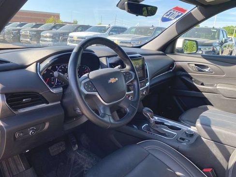 Used 2023 Chevrolet Traverse Premier w/ LPO, Floor Liner Package AWD/4WD image 10