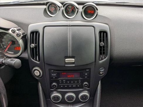 Used 2020 Nissan 370Z Coupe image 11