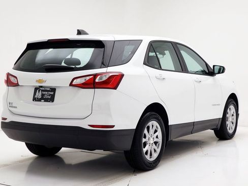 Used 2019 Chevrolet Equinox LS image 8
