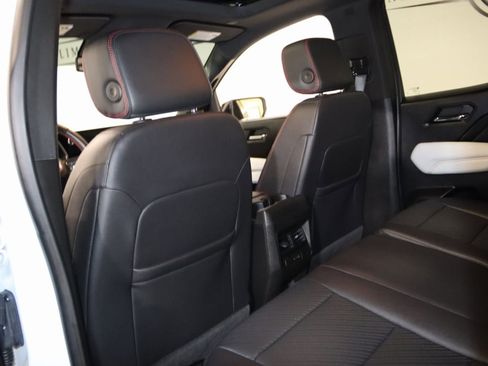 Used 2023 GMC Canyon AT4X image 58