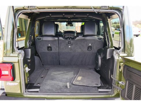 Used 2021 Jeep Wrangler Unlimited Rubicon image 31