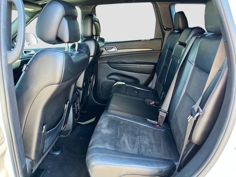 Used 2021 Jeep Grand Cherokee Laredo X AWD/4WD image 26