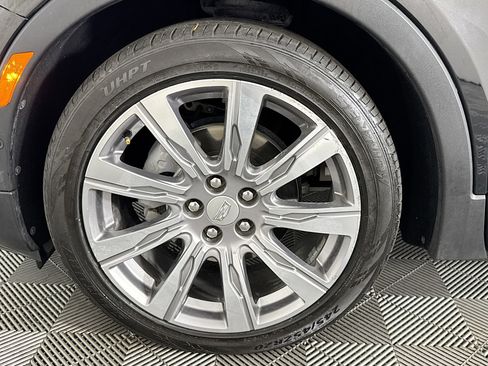 Used 2022 Cadillac XT4 Premium Luxury w/ Enhanced Visibility Package FWD image 37