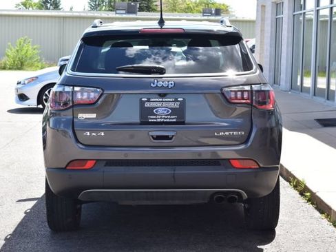 Used 2021 Jeep Compass Limited AWD/4WD image 10