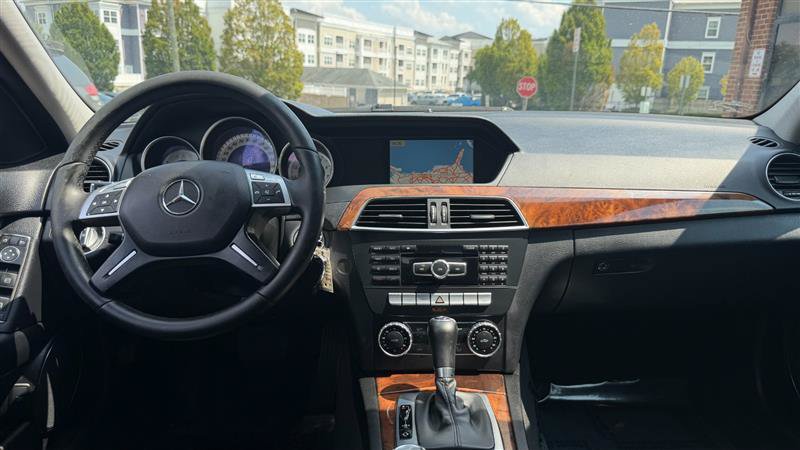 Used 2013 Mercedes-Benz C 300 Luxury 4MATIC Sedan image 26
