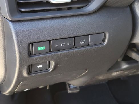 New 2025 Nissan Sentra S image 17