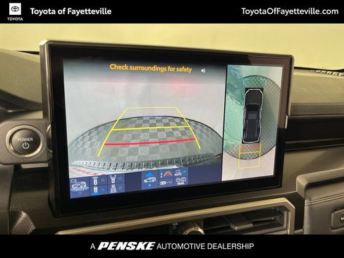 Certified 2025 Toyota 4Runner Limited AWD/4WD image 34