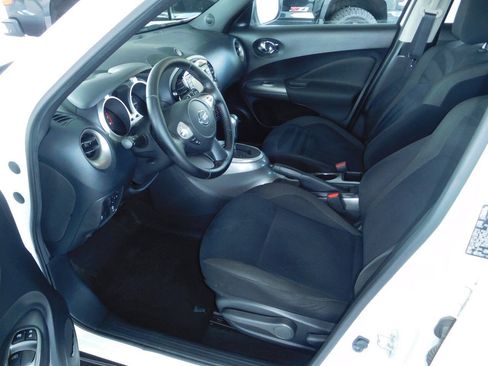 Used 2016 Nissan Juke SV w/ Technology Package AWD/4WD image 10