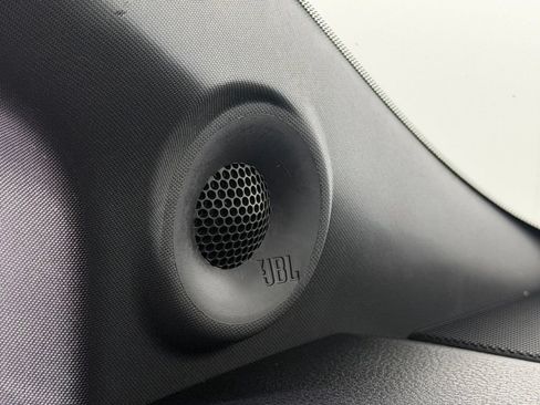 Used 2022 Toyota Sienna XSE w/ XSE Plus Package FWD image 23