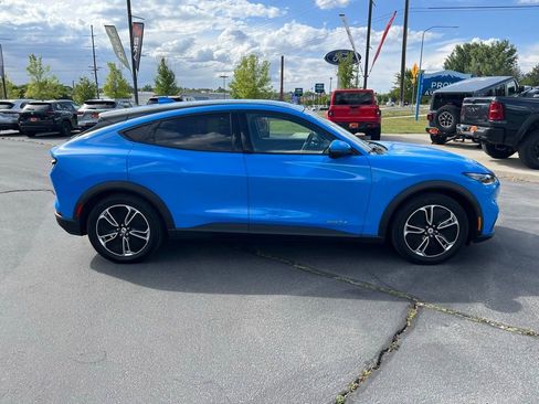 Used 2022 Ford Mustang Mach-E Select w/ Comfort/Technology Package RWD image 5