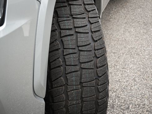 Used 2024 Toyota Sequoia Capstone AWD/4WD image 12