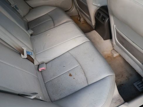 Used 2012 INFINITI G37 Journey w/ Premium Pkg image 17