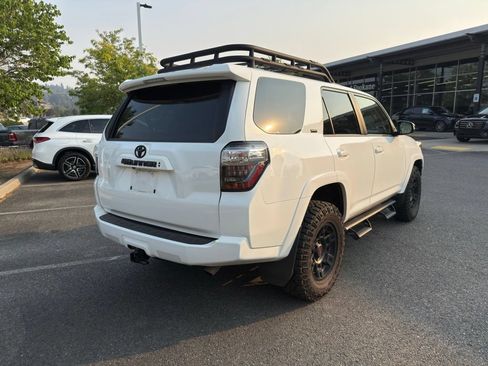 Used 2021 Toyota 4Runner SR5 Premium AWD/4WD image 7