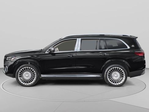 New 2026 Mercedes-Benz Maybach GLS 600 4MATIC image 2