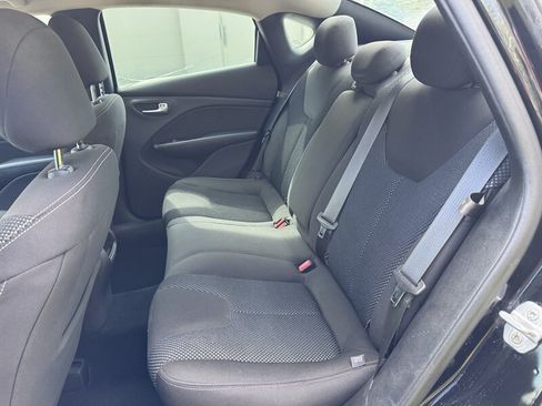 Used 2015 Dodge Dart SXT FWD image 14