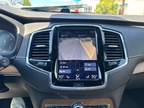 Used 2017 Volvo XC90 T6 Inscription w/ Vision Package AWD/4WD image 14