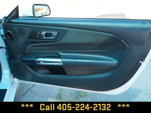 Used 2025 Ford Mustang Coupe RWD image 17