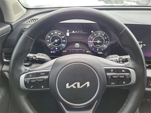 Certified 2023 Kia Sportage SX image 10