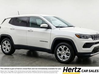 Used 2025 Jeep Compass Latitude AWD/4WD video 1