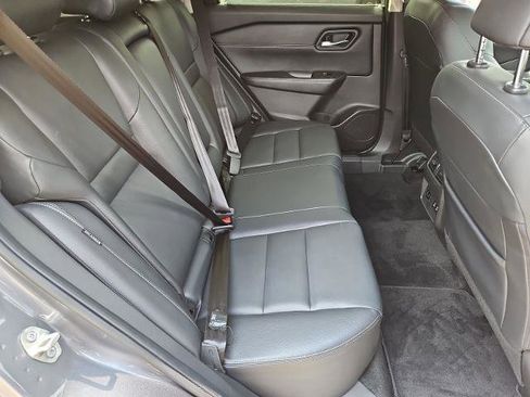 Certified 2025 Nissan Rogue SL w/ SL Premium Package FWD image 21