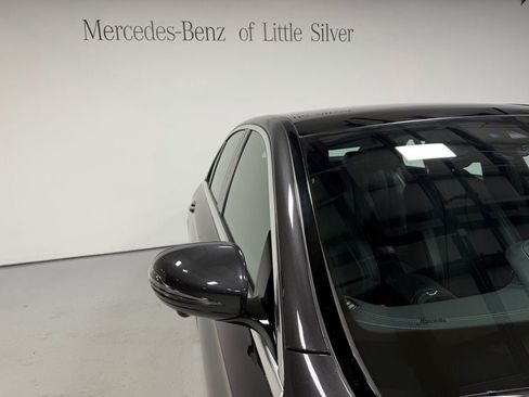 Used 2023 Mercedes-Benz E 350 4MATIC Sedan image 12