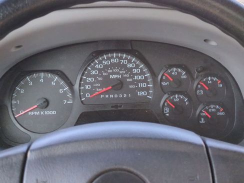 Used 2008 Chevrolet TrailBlazer LT w/ Sun And Sound Package image 32