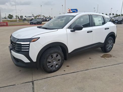 New 2026 Nissan Kicks S FWD image 2