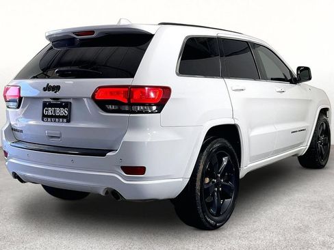 Used 2015 Jeep Grand Cherokee Altitude RWD image 2
