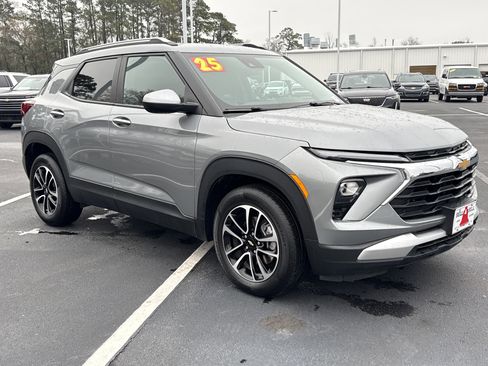 Certified 2025 Chevrolet TrailBlazer LT image 20