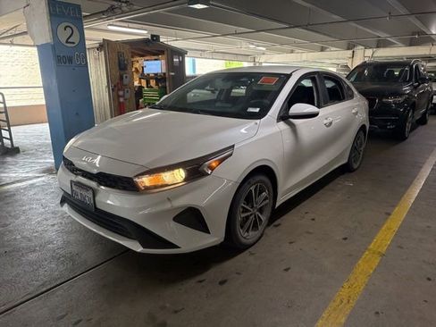 Certified 2023 Kia Forte LXS FWD image 2