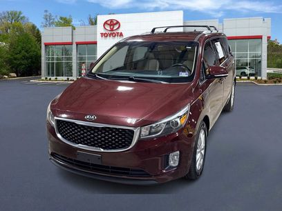 Used 2015 Kia Sedona EX