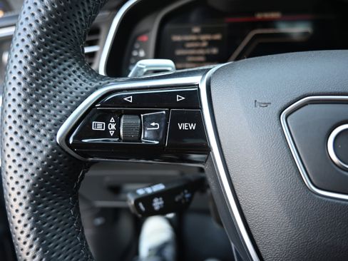 Used 2024 Audi RS 7 Performance image 37