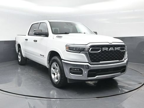 Used 2025 RAM 1500 Big Horn AWD/4WD image 2