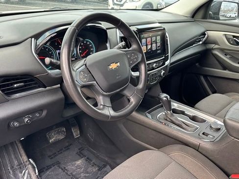 Used 2019 Chevrolet Traverse LT image 32