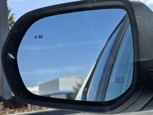 New 2026 Chevrolet Equinox RS w/ Safety and Technology Package image 15