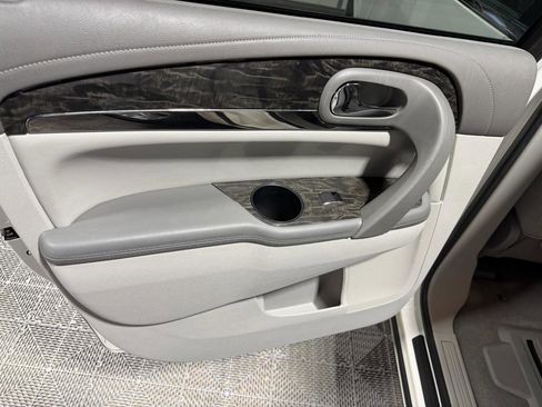 Used 2013 Buick Enclave Convenience w/ LPO, Cargo Convenience Pkg AWD/4WD image 22