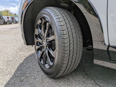 Certified 2026 Buick Encore GX Sport Touring w/ Advanced Technology Package AWD/4WD image 36