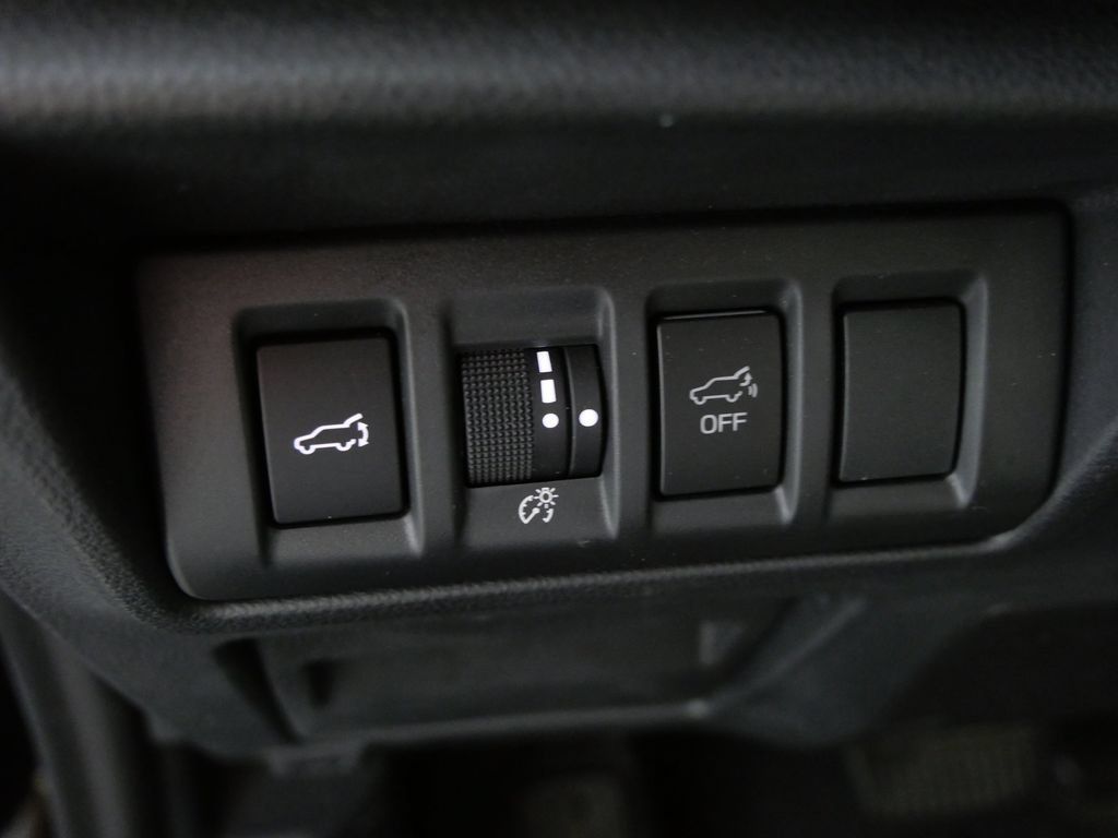 Used 2020 Subaru Outback Limited w/ Popular Package #2 AWD/4WD image 18