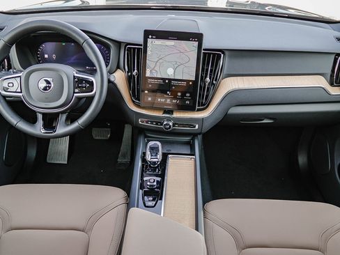 New 2026 Volvo XC60 B5 Plus w/ Protection Package Premier image 12