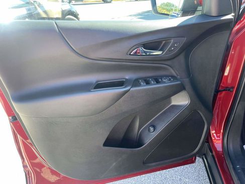 Used 2024 Chevrolet Equinox LT image 19