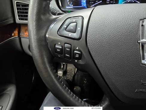 Used 2017 Lincoln MKT AWD image 28