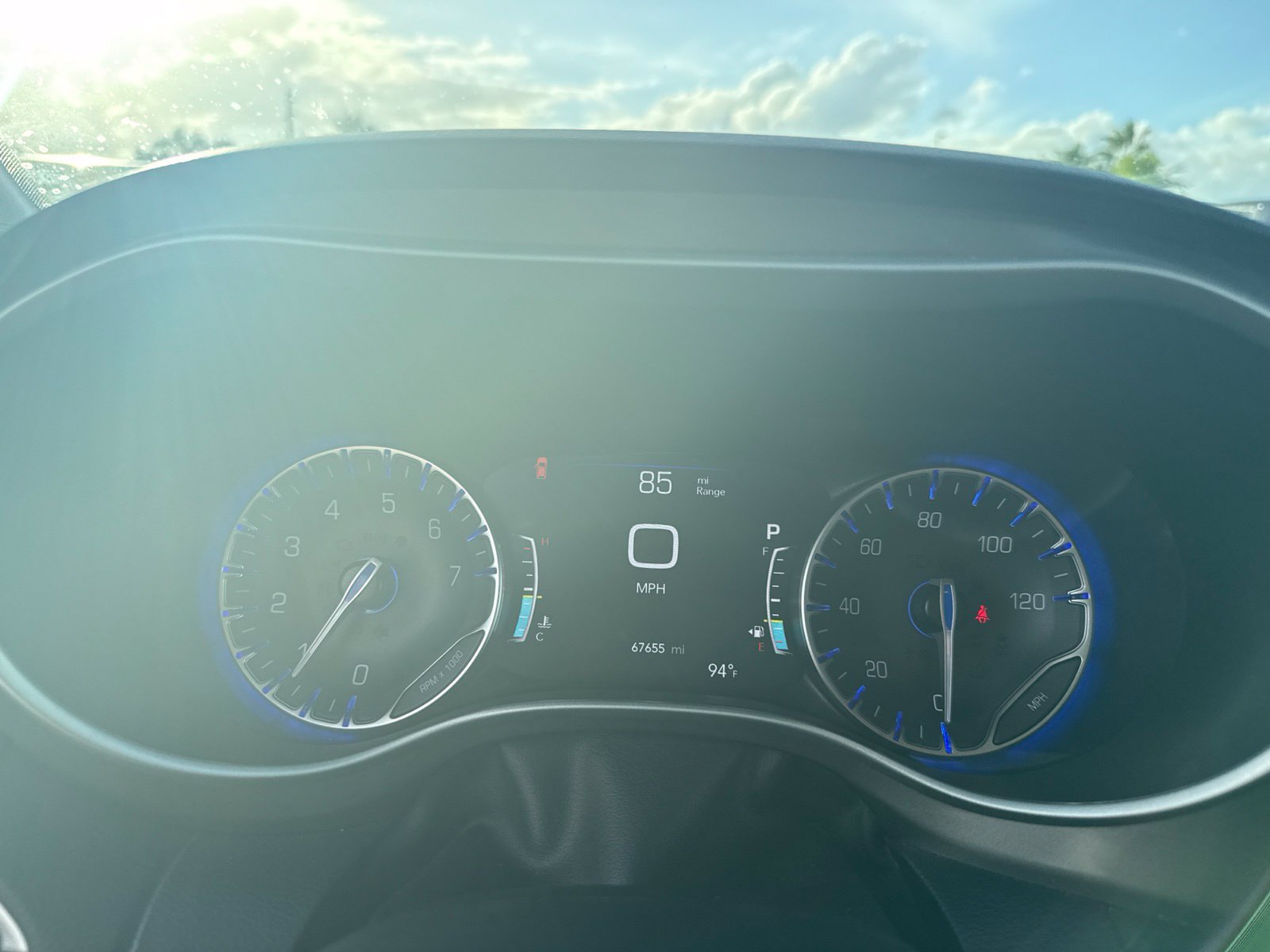 Used 2024 Chrysler Pacifica Touring-L FWD image 16