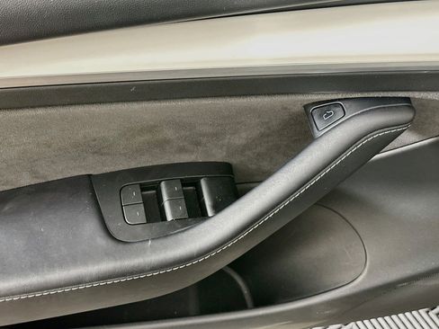 Used 2022 Tesla Model 3 RWD image 15
